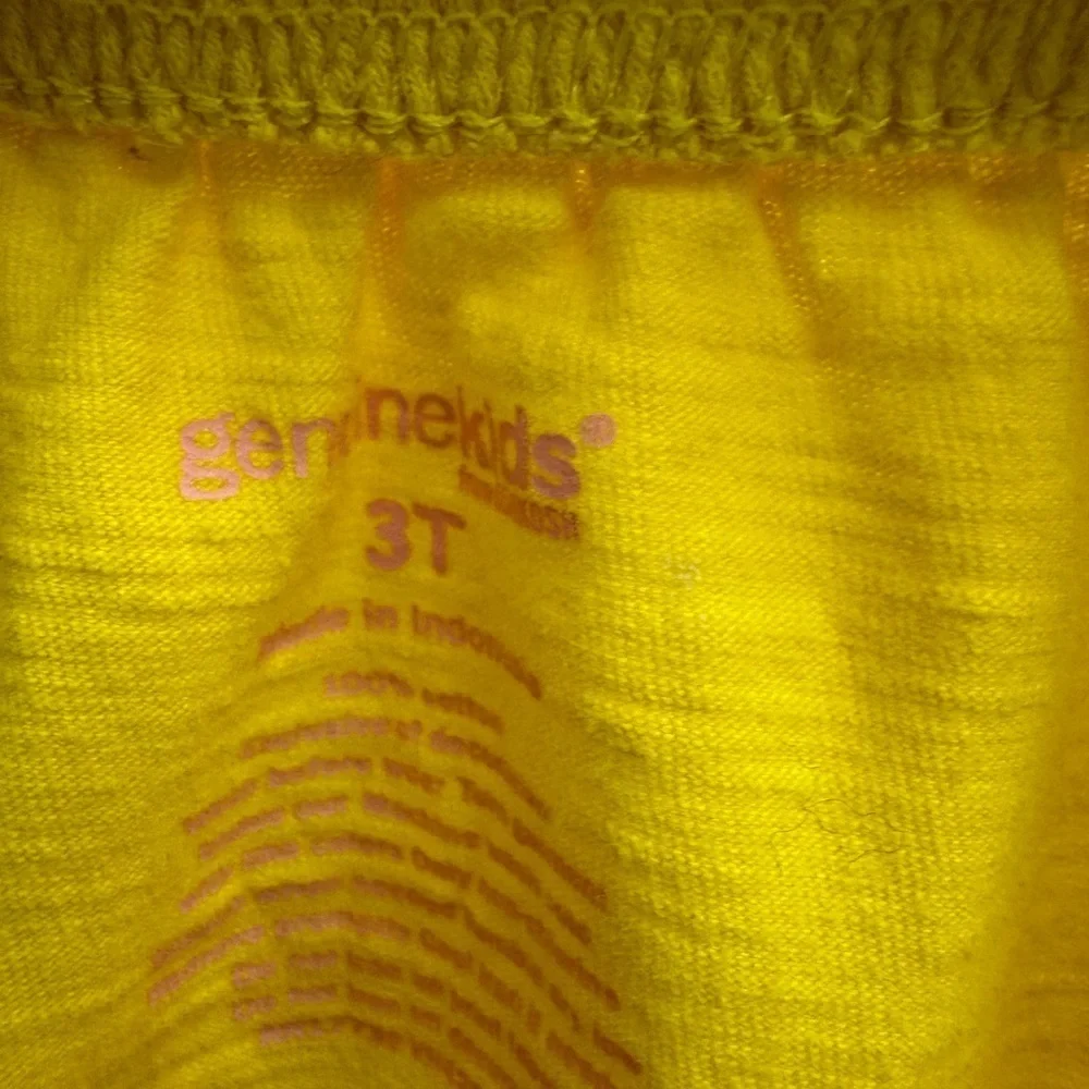 Genuine Kids Osh Kosh 3T Girls Yellow and White Flower Short Sleeve Blouse Top